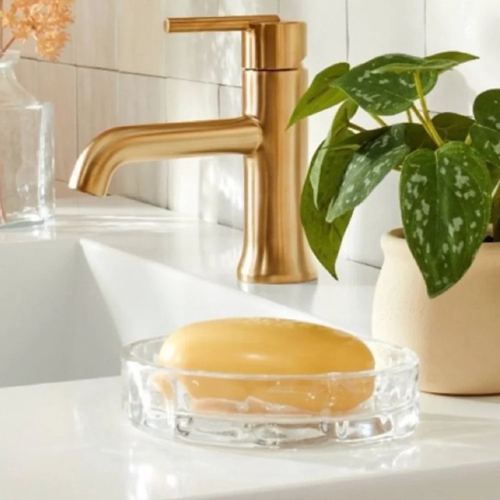 HEARTH & HAND NWT faceted glass soap dish -clear